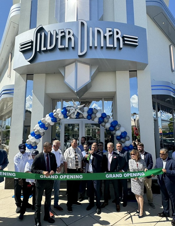 Silver Diner The Avenue White Marsh Grand Opening 20240501b